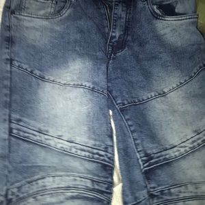 Skinny jeans that ive only wore 1 time